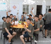 聚餐